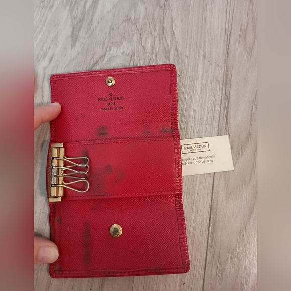 Louis Vuitton Red Epi Leather 4 Key Case - Picture 3 of 5